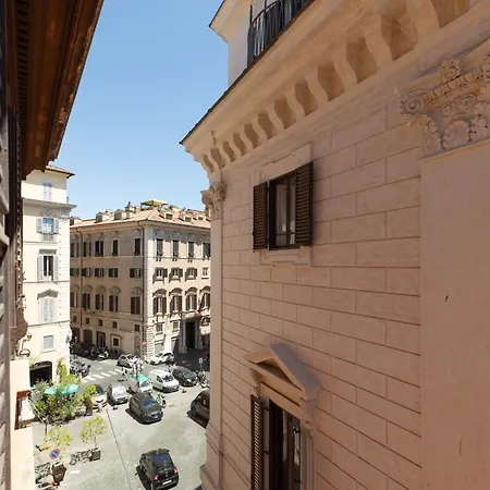 Apartment Iflat Classic Style In The Center Of