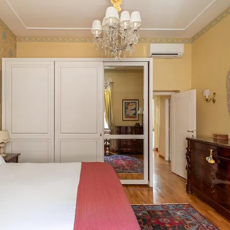 Iflat Classic Style In The Center Of Apartment *
