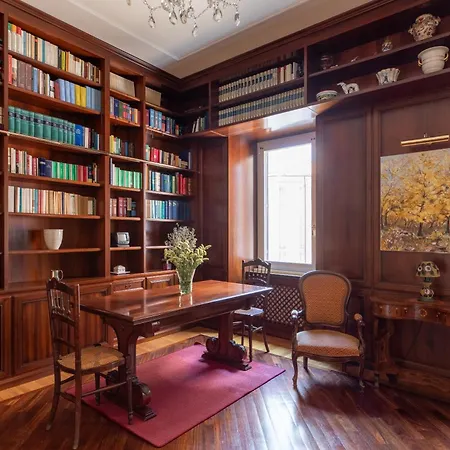 Iflat Classic Style In The Center Of Apartment Rom